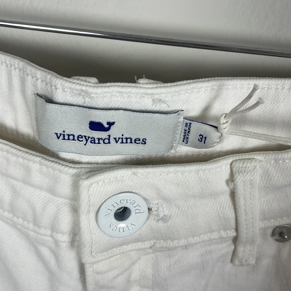 Vineyard Vines High Rise Crop Jeans. Size 31. - Picture 4 of 9